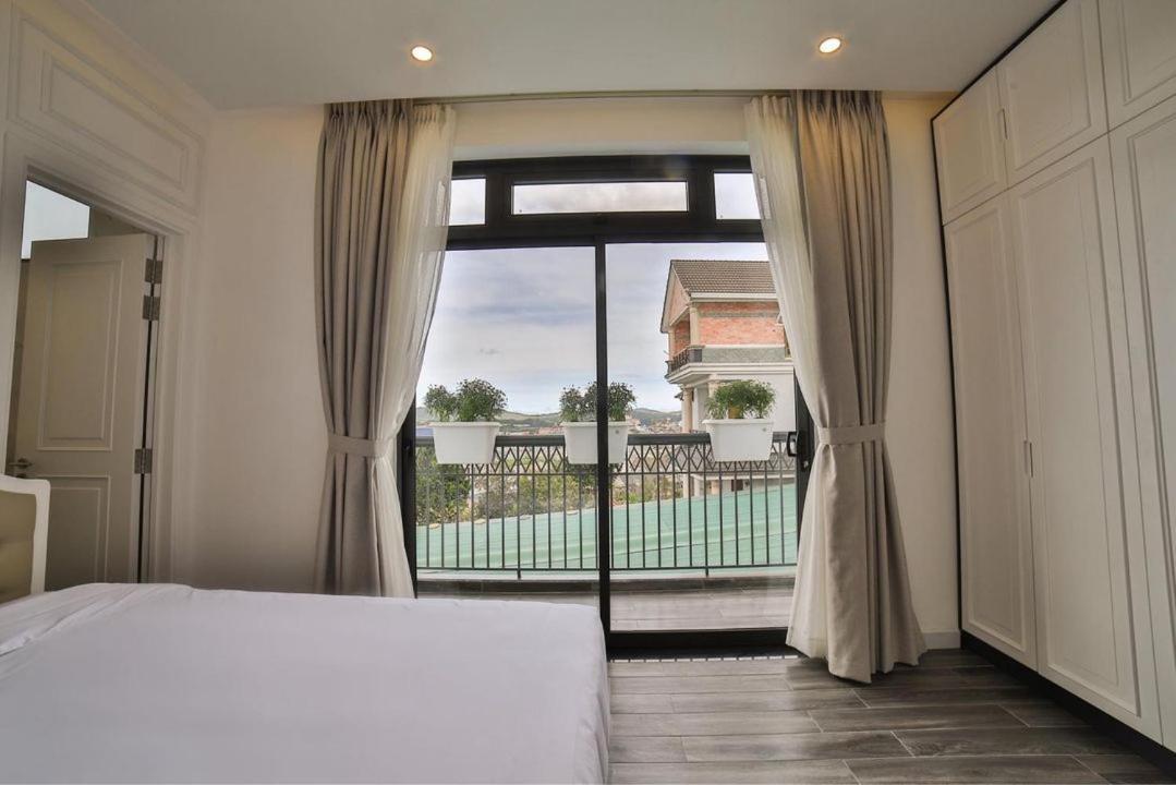 Monaco Hotel Khu Chi Lang Bagian luar foto